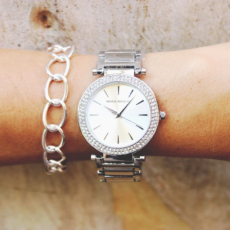 Viernes, ¡al fin llegaste! 💛 Nuestros accesorios elegidos: reloj EROS y pulsera SINGLE III •mariarivolta.com•