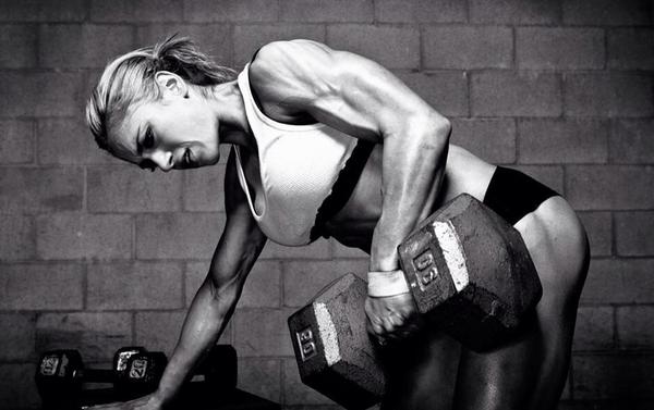 #FitFam Ladies do be afraid to lift heavy ass weights! #fitspo #GetFITnLEAN