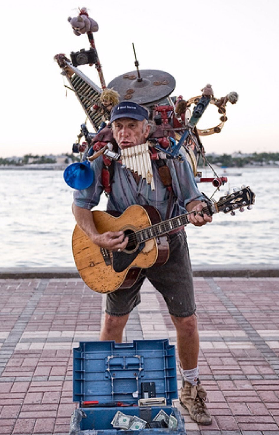 Человек-оркестр (one man Band), США, 2005