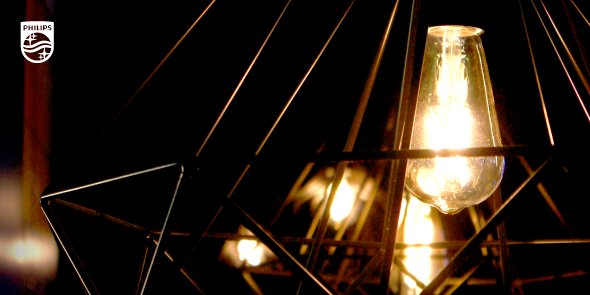 Signify_Latam's tweet image. Un diseño clásico con tecnología moderna. Los #LEDFilament son la nueva luz de los focos: philips.to/1iibbAT