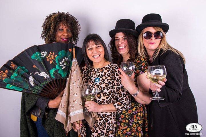 CurioSpirits's tweet photo. #theweekendhasstarted @seriousjocking @HelenLJackson #Dance https://t.co/l6ecFcWe0x