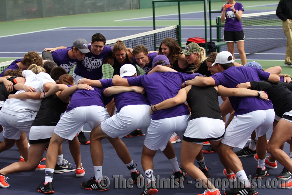 TENNIS: Women stay in Abilene while men hit the road for Mississippi | shar.es/1CP4ez #ACUTENNIS