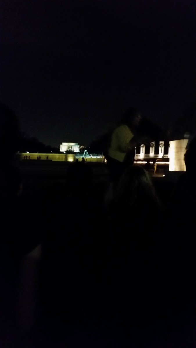 rednax280's tweet photo. People come for the opportunity of a better education #learnsharelive #8thgradedc https://t.co/huy2E8FXuM