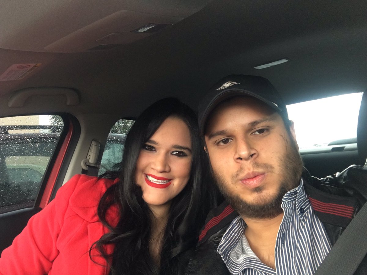 sofiiakelly's tweet photo. Gordiss Te adoro bb 😘😘😘😘😍😍 #novios #love #bb #tequiero #teadoro #twopigs https://t.co/0U9IKPlwU2
