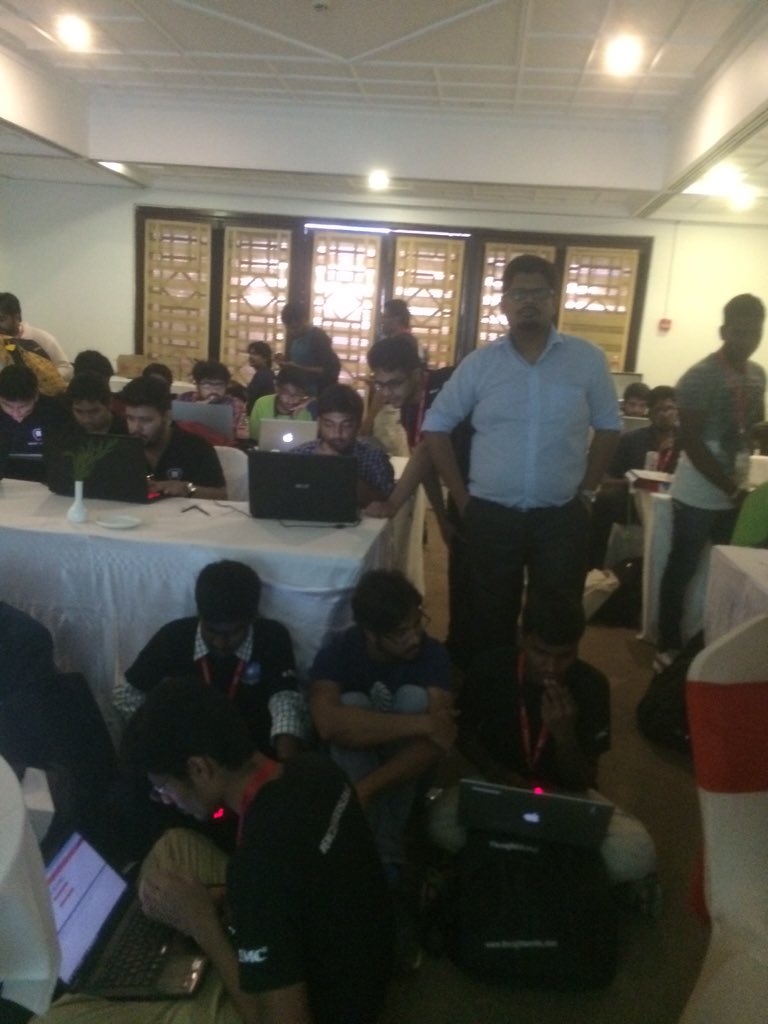 satishb3's tweet photo. Full house @Bugcrowd BugBash  @nullcon @Kym_Possible @AAparichita @atul_shedage https://t.co/1XOaQGaiaG