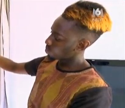 Mouettemoqueuse's tweet image. #LRDS fallait pas mettre la tête dans le four pour sortir le gratin ...