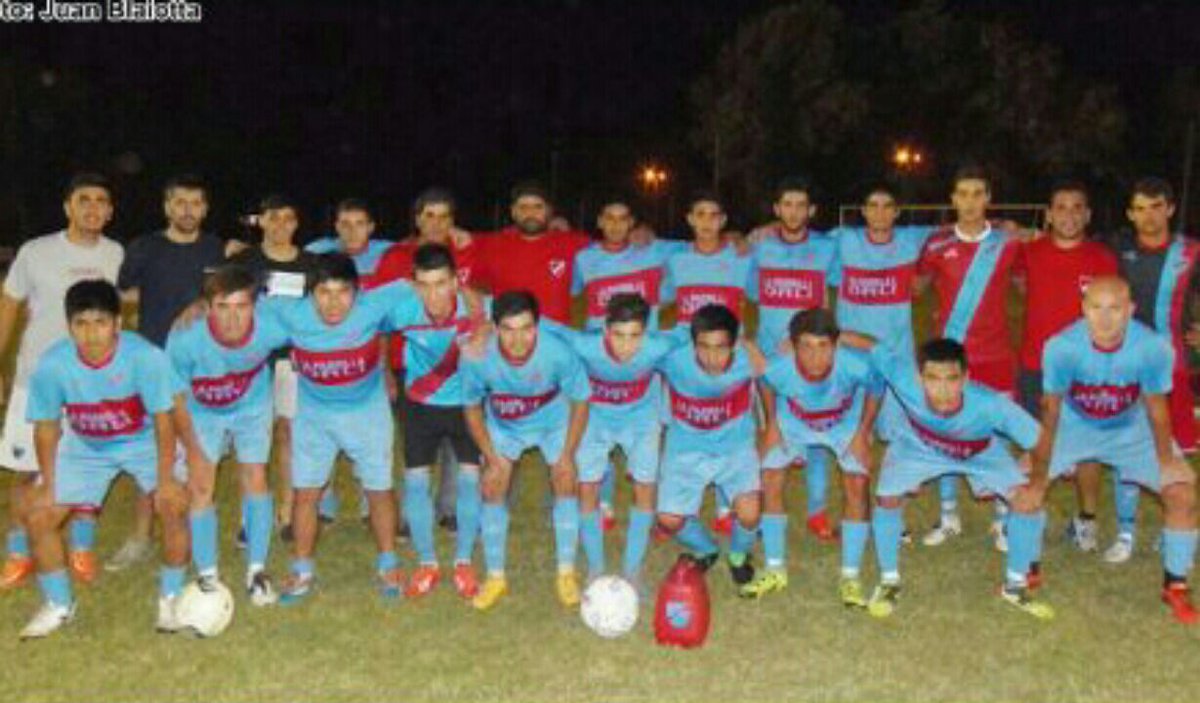 RivadaviaFC's tweet photo. Club Atlético Rivadavia #2016 https://t.co/8yPj14zGSE
