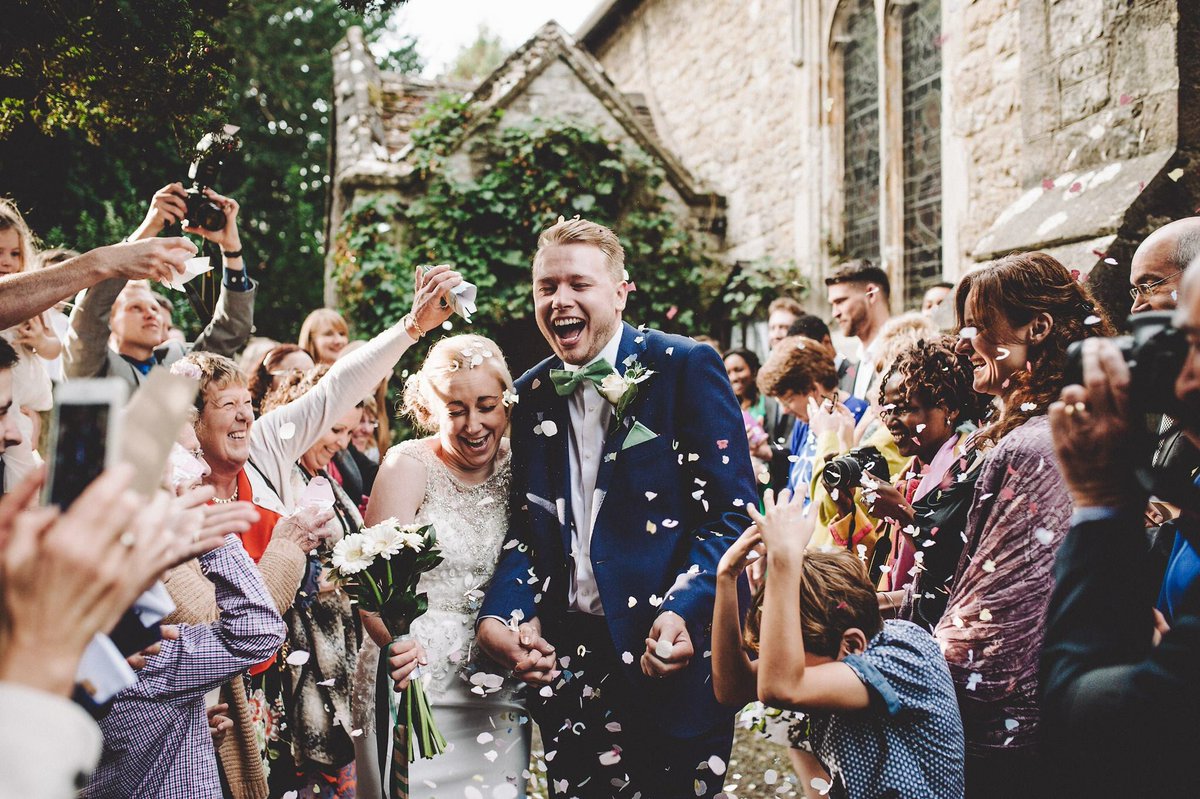 #confetti chaos!! #kentweddingphotographer #gettingmarried #gettingmarriedin2016