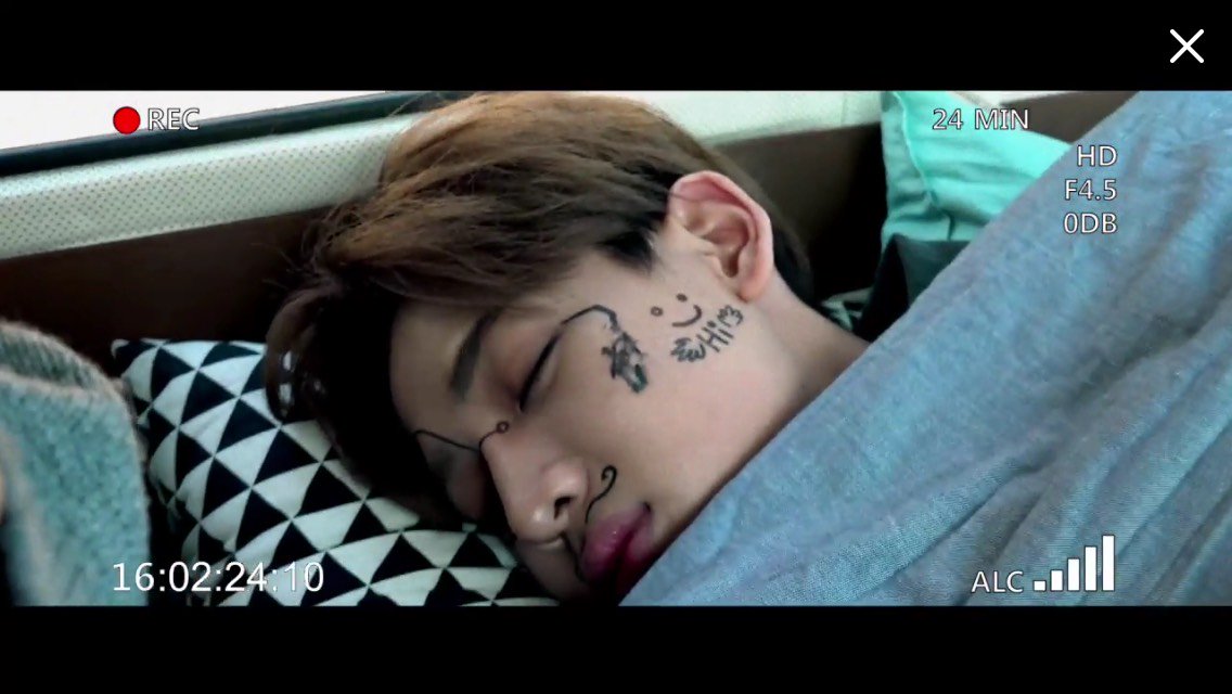 CRUSHonBAM's tweet photo. [CAP] 160311 GOT7 <FLIGHT LOG : DEPARTURE> Trailer #GOT7 #BamBam #뱀뱀
https://t.co/8xNdnb5Ccp https://t.co/XXvDANFzoJ