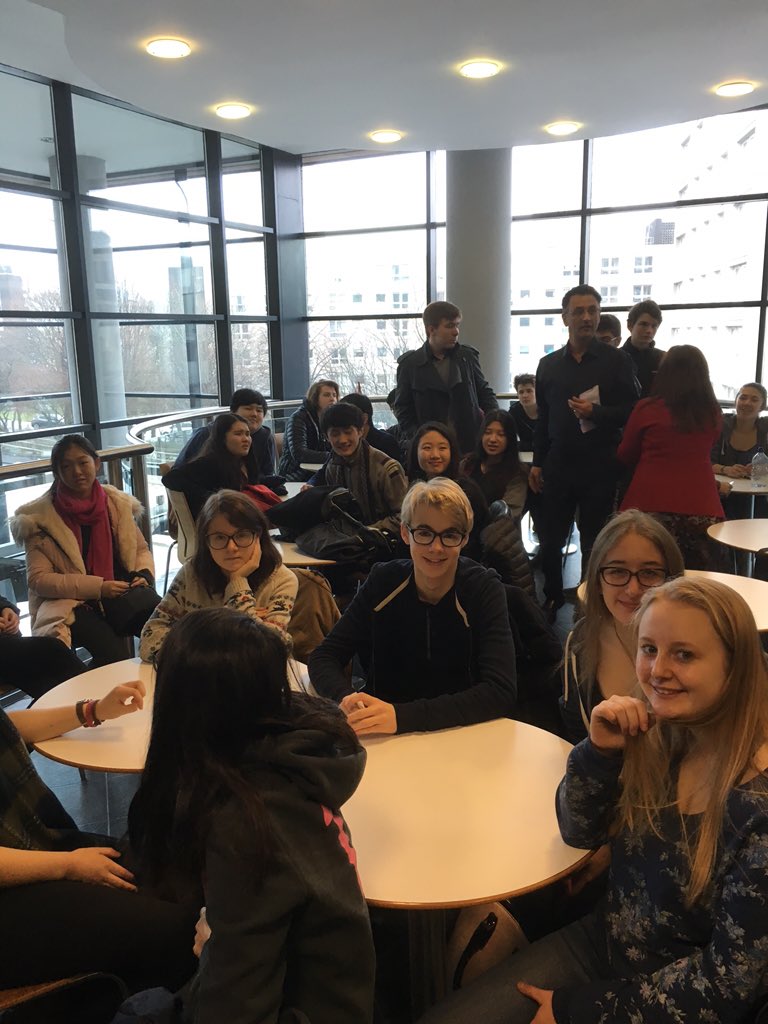jeffreysharkey's tweet photo. Delighted to welcome @PurcellSchool piano students to @RCStweets for @RCSKeyboard collaboration https://t.co/M06b4oLe2x