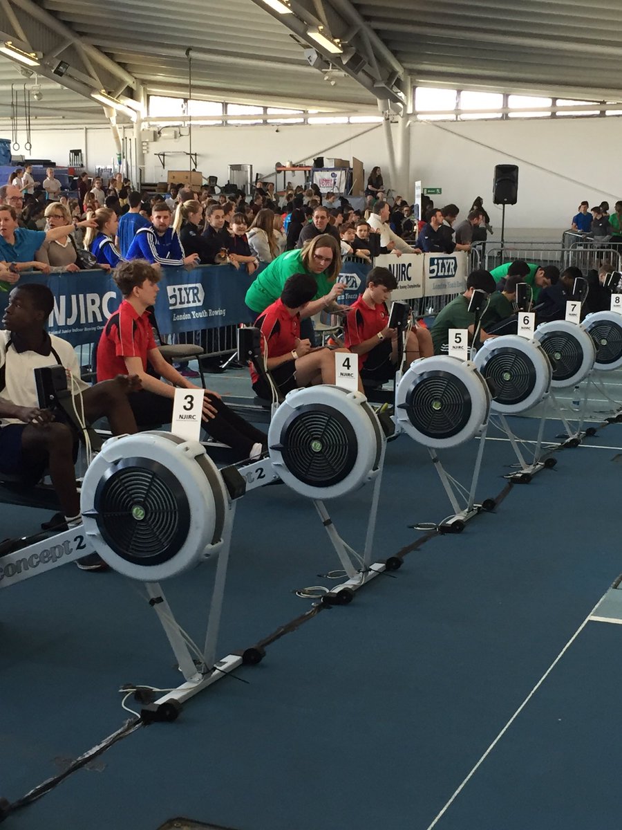 CamVC_PE's tweet photo. Well done to the year 8 girls and year 9 boys #LYrowing NJIRC https://t.co/ykB0WmxWLP