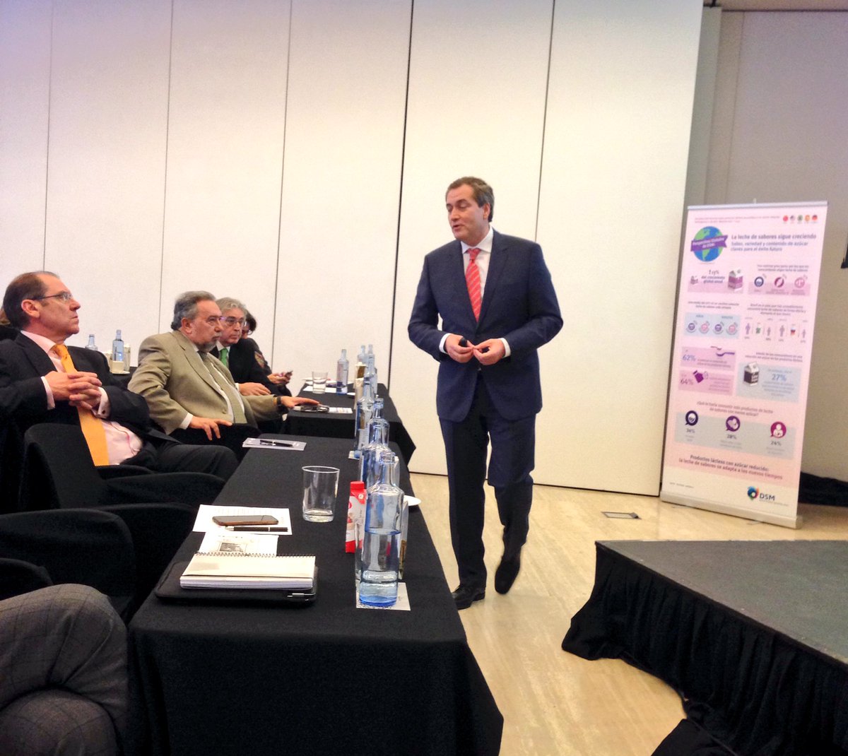 Tecnifood's tweet photo. Miguel Ángel GBaquero @GarciaBaquero: pasión y compromiso en #Seminarioproductoslácteos @DSM @Alifarma @tetrapak https://t.co/NDqcKF7iHo