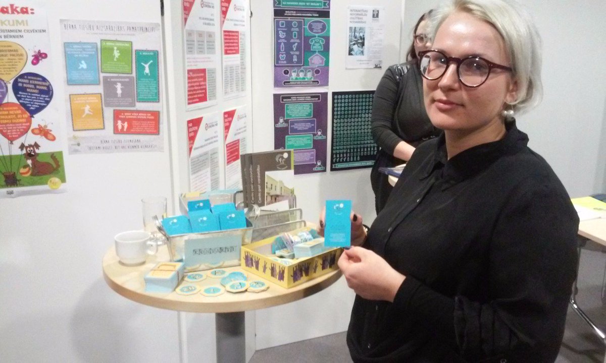 janis_skesteris's tweet photo. Centrs @CentrsDardedze radījuši lielisku galda spēli par vardarbības novēršanu skolā. #IMforums https://t.co/XD4zTSmu1P