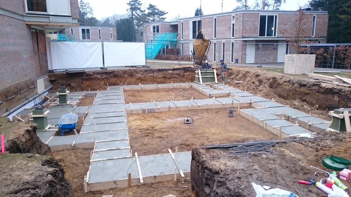 Coppens_BM's tweet photo. Stort fundering uitbreiding huis 4 Het Hietveld #Beekbergen @KuiperArnhem  Nog 2 te gaan! #Bouwmanagement #toezicht https://t.co/3h1EXMAgUX