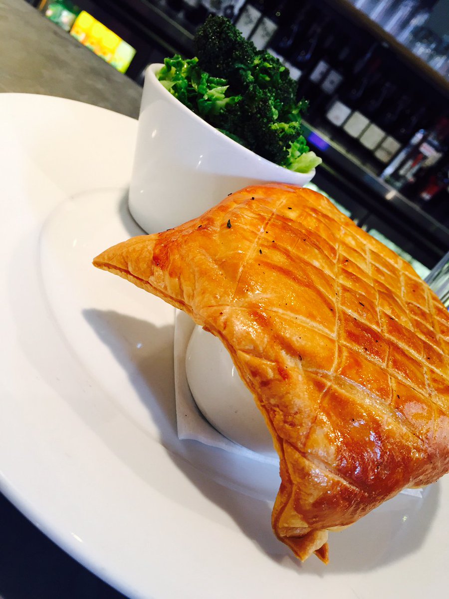 Belfast_Vibe's tweet image. The 7 best places to go for a pie in Belfast #BritishPieWeek #Pies #Belfast
belfastvibe.com/life/food_drin…