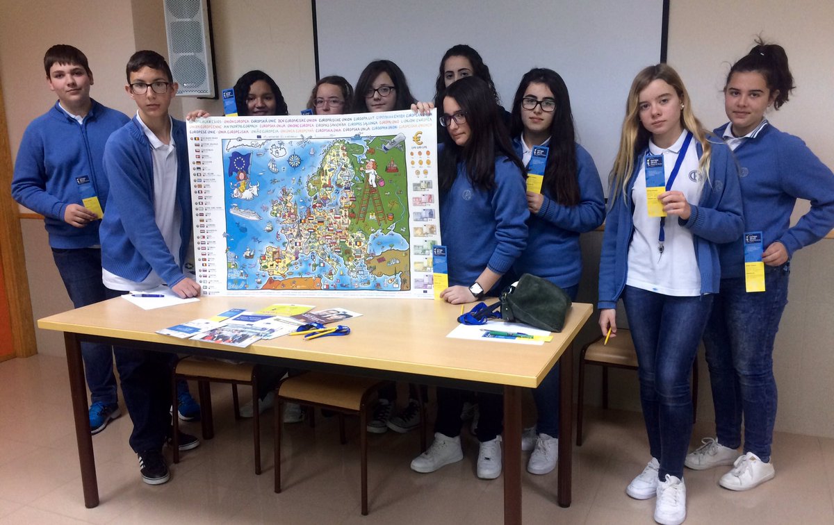 EuropeDirectRMu's tweet photo. En #Totana con @Implica2ConEU apoyamos su gran trabajo @euroscola2016 #30AñosEspañaUE @PE_Espana @UEmadrid @Educarm https://t.co/WYrl3u6EjN