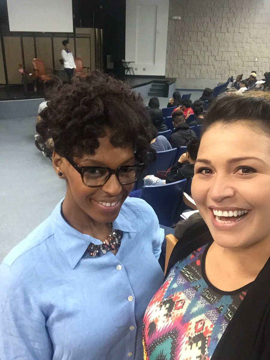 SamChez507's tweet photo. @SamHouston #iHaveSpirit #SpiritContest #Retweet2Support Another Guest I brought bak 2speak about addition #lifeTalk https://t.co/S3lhEZBaQP