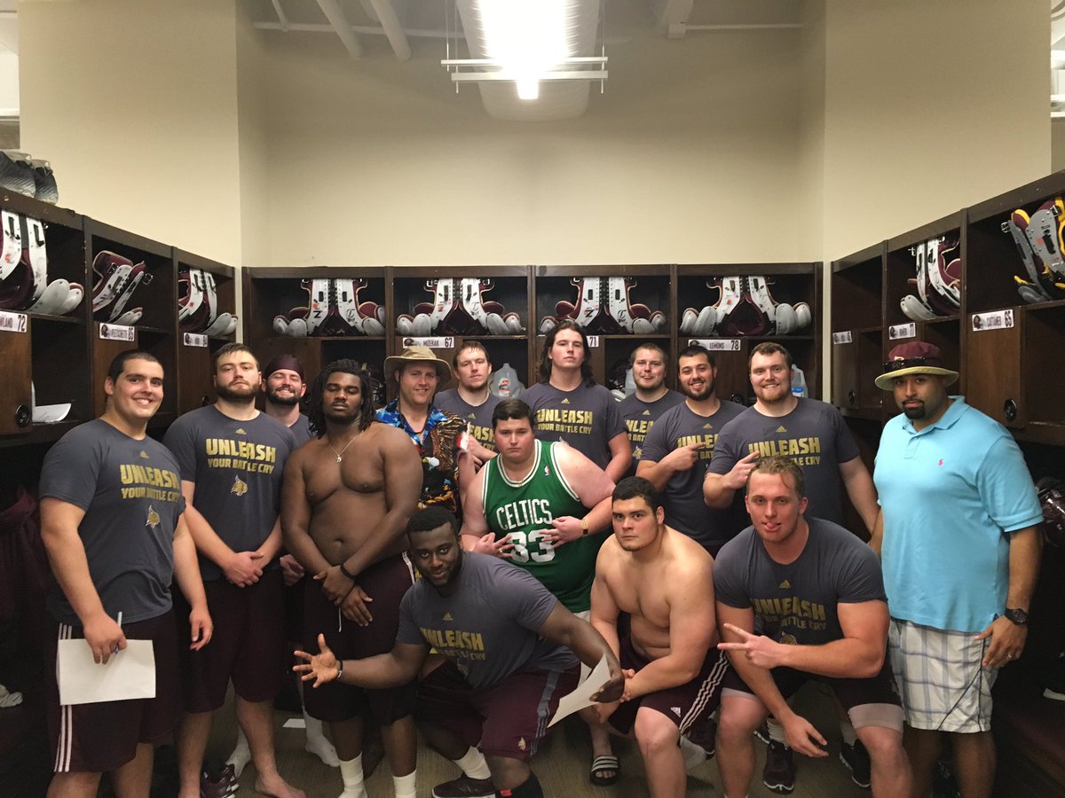 CoachAMayes's tweet photo. #OLPride #PartyInTheEndZone https://t.co/juCEYWw3fa