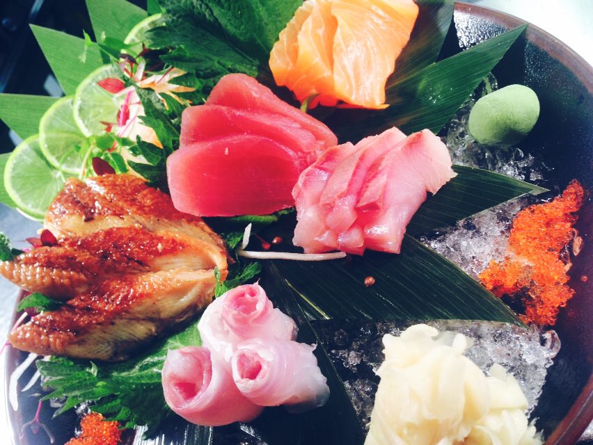 #FridayFeeling Sashimi selection w/ tuna, salmon, seabass, yellowtail and bbq eel to start the weekend the right way