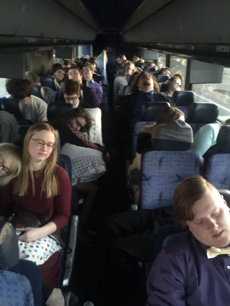 MsideChoirs's tweet photo. Leaving Denver at 6:30am.  It has been an outstanding tour. Final concert 2night @St. Pauls Lutheran in Omaha @7pm. https://t.co/VgzUE9Tr9H