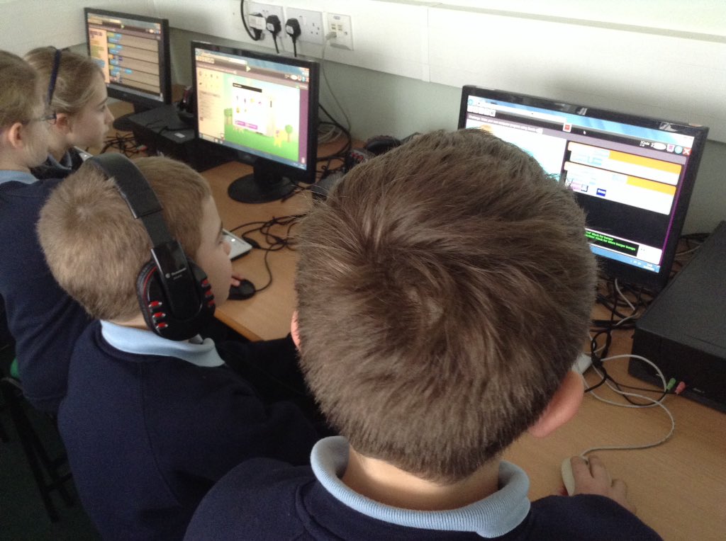 StwilfridsICT's tweet image. It&apos;s a free code day on #2code some very interesting ideas @missdowthwaite @purpleMash