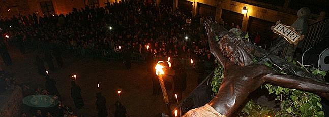 Cáceres, ya queda muy muy poco para nuestra Semana Santa, de Interés Turístico Internacional. #CasiNada #AlHombro