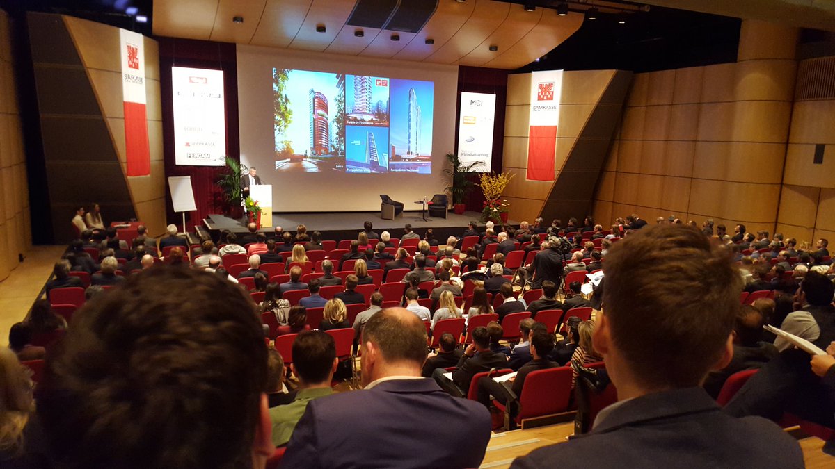 PrinzPelle's tweet photo. Parla Paolo Pininfarina al südtiroler wirtschaftsforum #swf16 https://t.co/UxjmZqkfUy