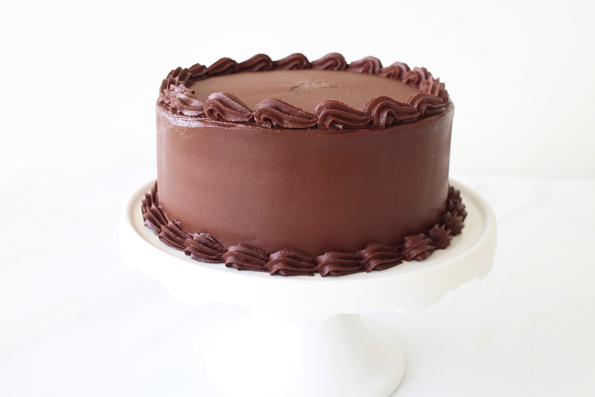 chefgretel's tweet photo. Love chocolate? Try this recipe. #chocolate #cake #birthday #RecipeOfTheDay. 
https://t.co/dLA8mQEHiV https://t.co/pbYPFGQjZ8