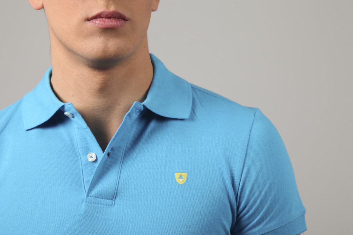 polos de alvaro moreno