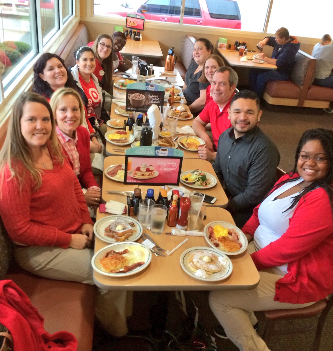 RobinCarlson19's tweet image. Our first D342 SF/GE quarterly breakfast! #G391Engagement #oneteam @RichardKirbyTGT