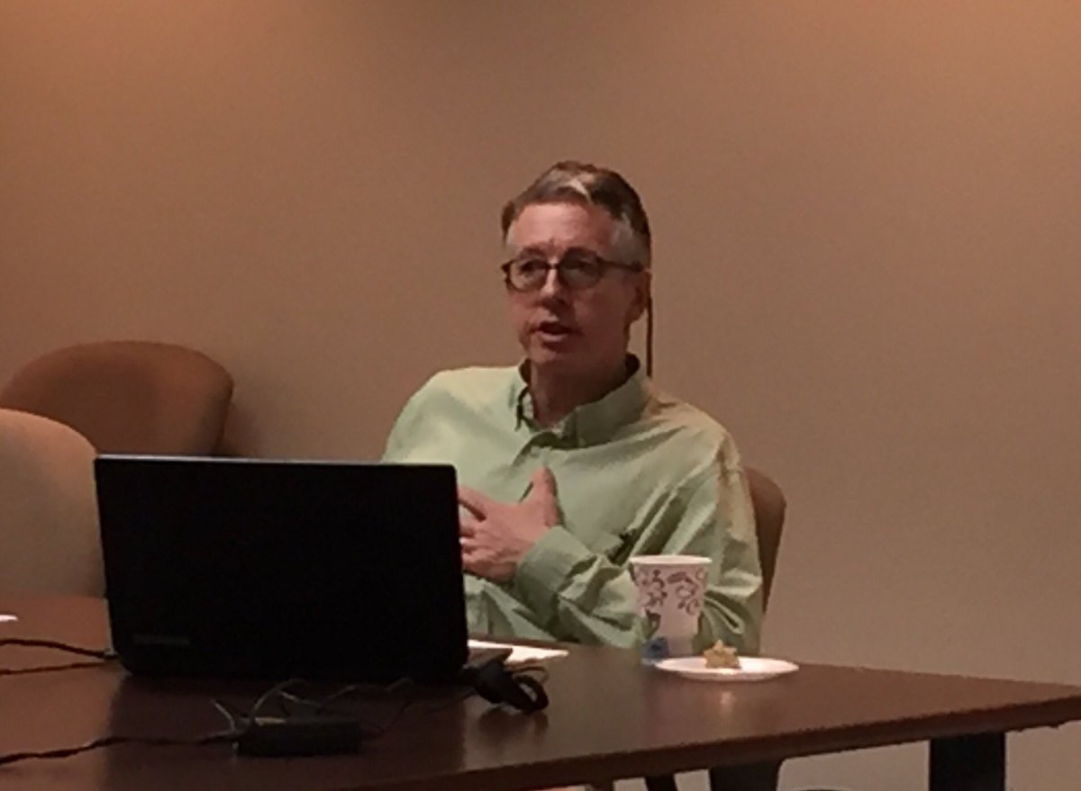 MABE_News's tweet photo. Excited 2 learn fm @washcoll prof & fmr Kent bd member Michael Harvey re good writing #academysession @KittyMABE_PD https://t.co/ho18h6iECd
