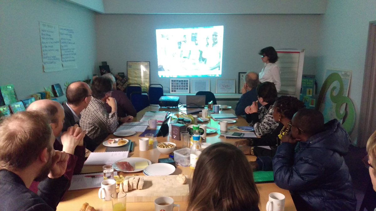 divinechocolate's tweet photo. Team Divine & Kuapa president Fatima gathered to watch #BreakfastinGhana #FairtradeFortnight https://t.co/igMHVqOJ6q https://t.co/J2b73V3Znj