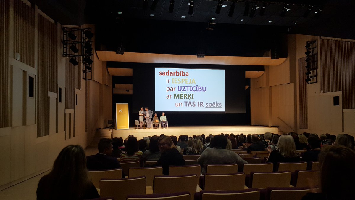 Iespejamamisija's tweet photo. .@kosmosa_kareivi par to, kas ir sadarbība! #IMforums https://t.co/pyxHHKl8FW