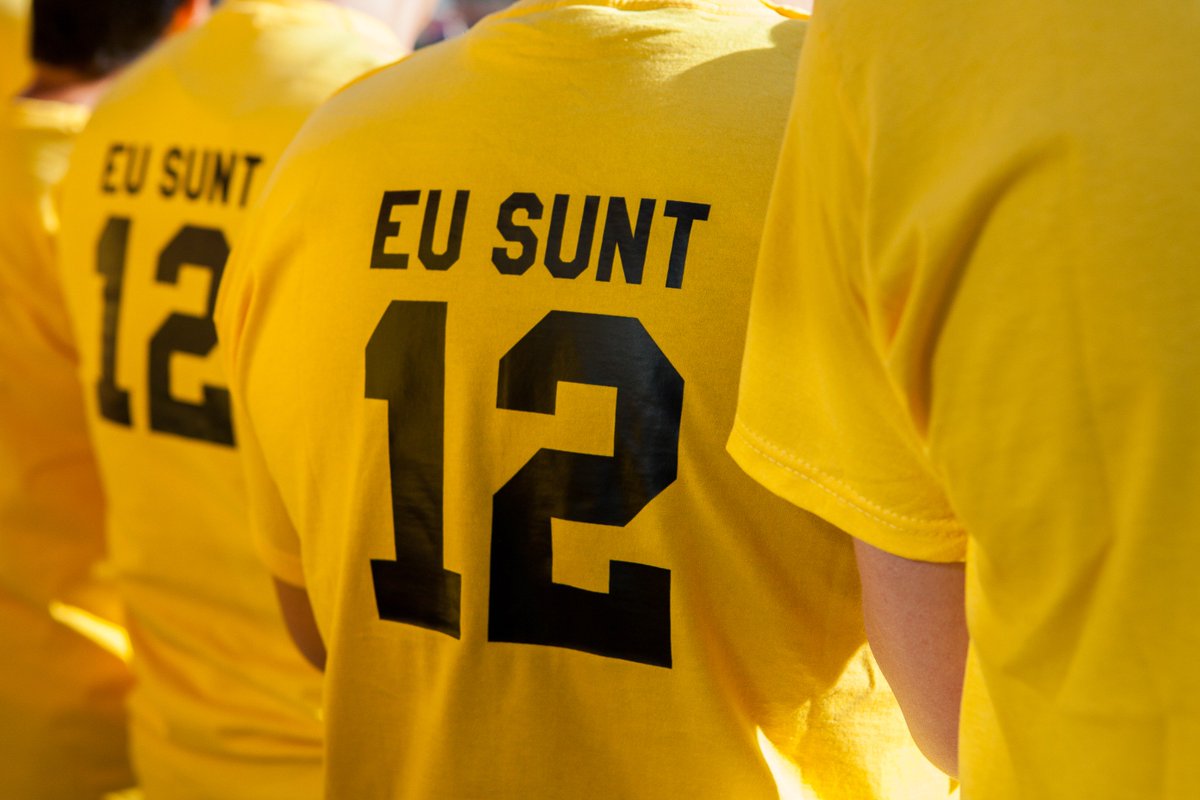 EuSunt12's tweet photo. Da retweet pana pe 16 martie cu echipa ta preferata si poti castiga o minge #eusunt12! #contest #fotbal https://t.co/YC8gP5ITPO