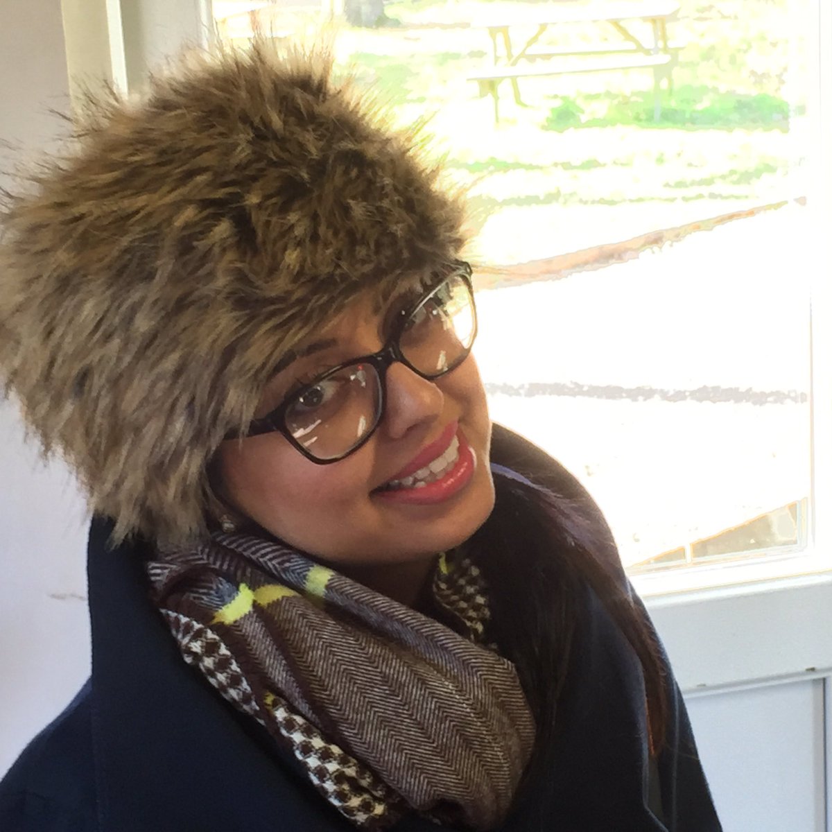 andrewarwas's tweet photo. Great hat @BenningSharon. Staying warm on @Capco #scschool2016 @DorkaTweeting @traceygribben @Rachael_Zee @FISGlobal https://t.co/NH5xTqyhJA