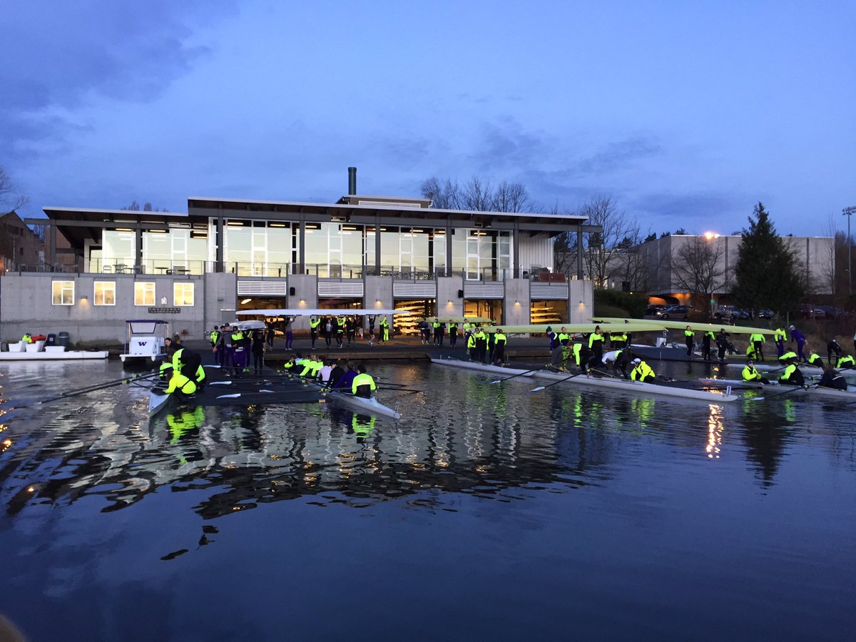 Morning rush hour at the Conibear! How fast can you launch twelve 8+'s and two 4+'s?  #Huskyarmada