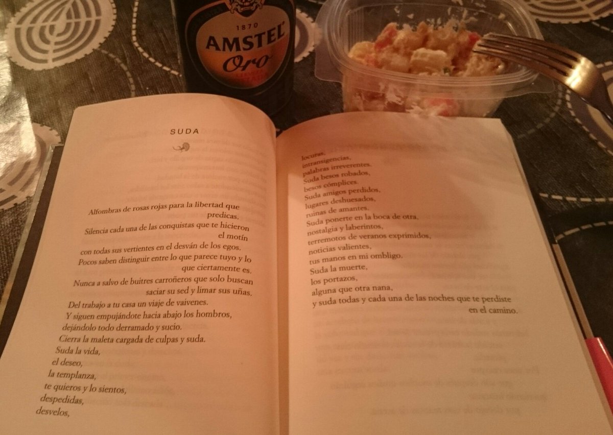 89svilla's tweet photo. ¿Qué más se puede pedir para empezar el fin de semana? #MujerOceano #suda #sudabesosrobados #amsteloro https://t.co/ndlpFkQ27d
