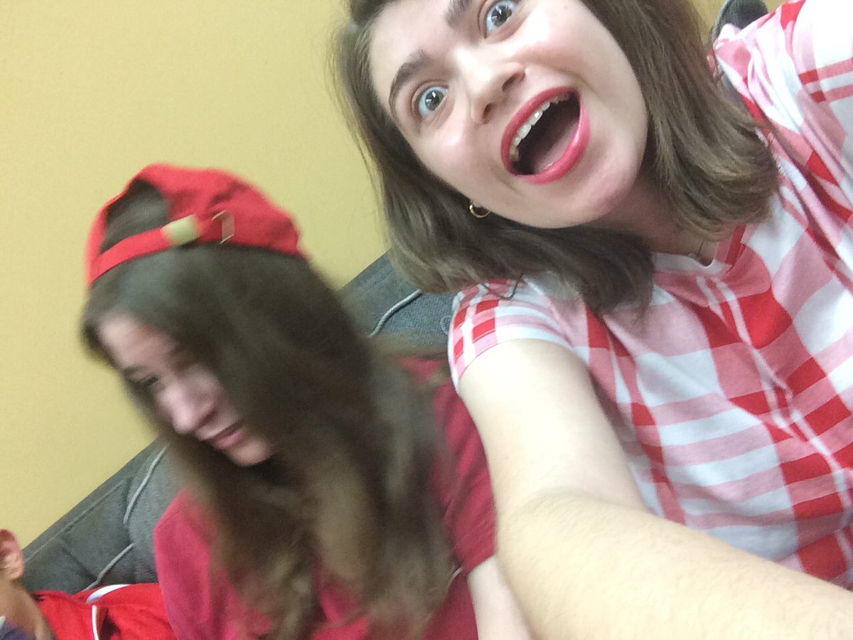 tzedakah2016's tweet photo. Tamar is so hyped for color war #tzedakah #tzedaka #SARHSCW https://t.co/4pUXda8CVR