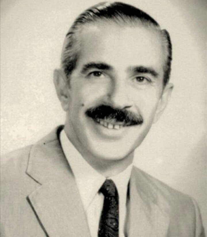GonzaQuilodran's tweet photo. Hace 40 años, secuestraron y desaparecieron en Salta al Gobernador Miguel Ragone.
Él no está, su lucha sigue intacta https://t.co/uLEpf5thtb