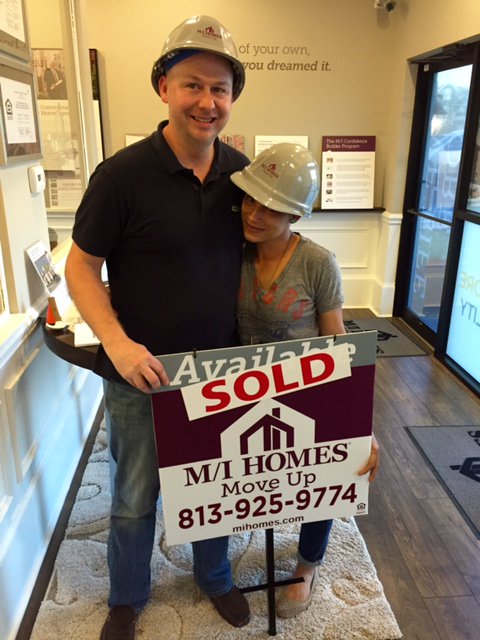 mihomes's tweet photo. #ItsMovingTime! Let's welcome the Kelley family to their #newhome in #Tampa, FL! https://t.co/TwC0tr7BeA https://t.co/VVtuIiMCyD