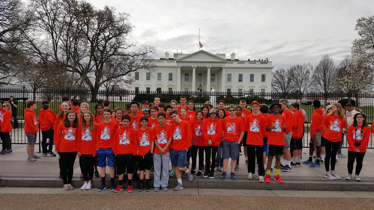 Bus 5 at the White House! #dcmavs2016 @dcmavs2016