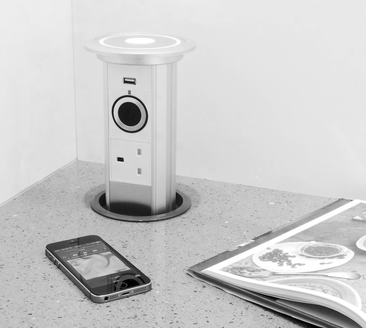 SycamoreLED's tweet photo. People loved our Motorised pop up at the KBB exhibition, what do you think? #2016gadgets https://t.co/9dlYHfOnwT