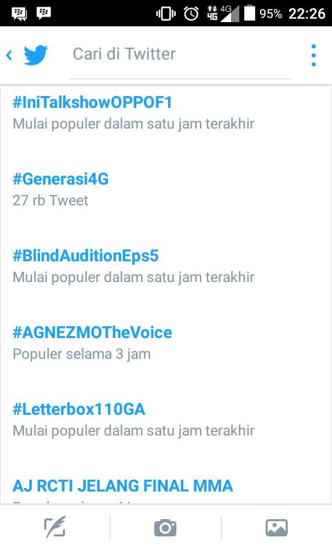 rahmaa_rahmaa01's tweet photo. Kerenn oyyy jam segini HT #4GForPrilly masihh nangkring diTTI ke-2 pdhl udah selesai dr jam 20.00 PRILLVERS KEREN!๐ https://t.co/4CREzODiAk
