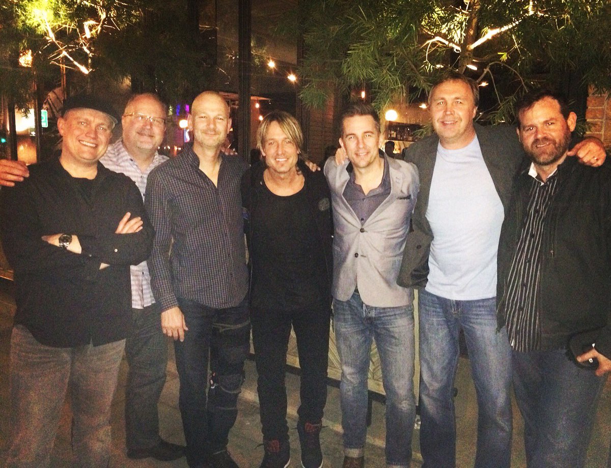 gatorharrison's tweet photo. Preciate the New Country Comin &amp; the Cookin @KeithUrban #BrilliantNight #CompleteClass #iHeartCountry https://t.co/Z4LZIooWPo