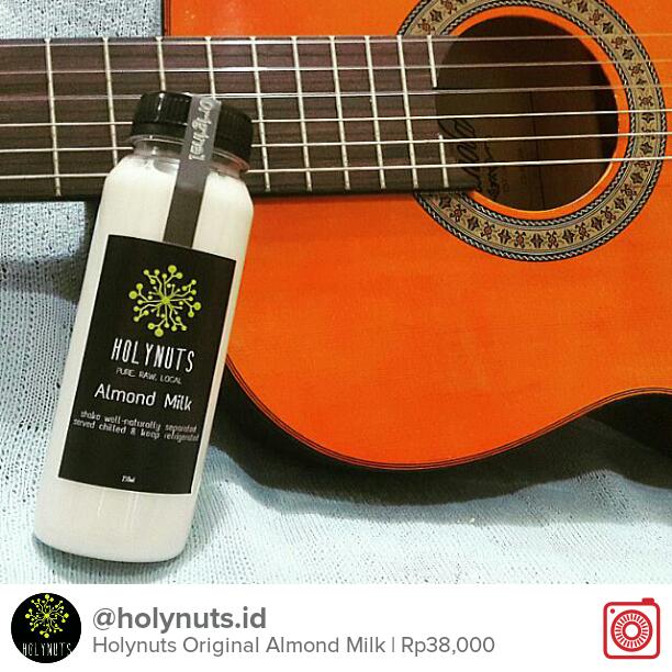 HolynutsId's tweet photo. Menjual Holynuts Original Almond Milk Rp38,000 https://t.co/fQVK5L53g0 #carousell @carousell_id https://t.co/t43ts6T0DR