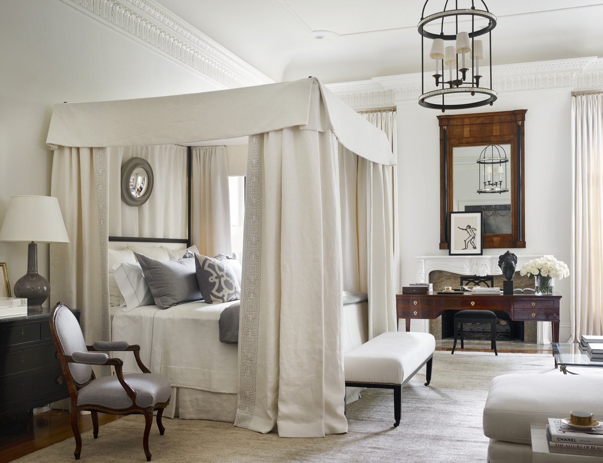 traditionalhome's tweet photo. Talk about #bedroom envy! See more from the @ASOShowHouse: https://t.co/nhNn6wl1If. @robertbrownid #THShowhouseTour https://t.co/MP42OVAYQU