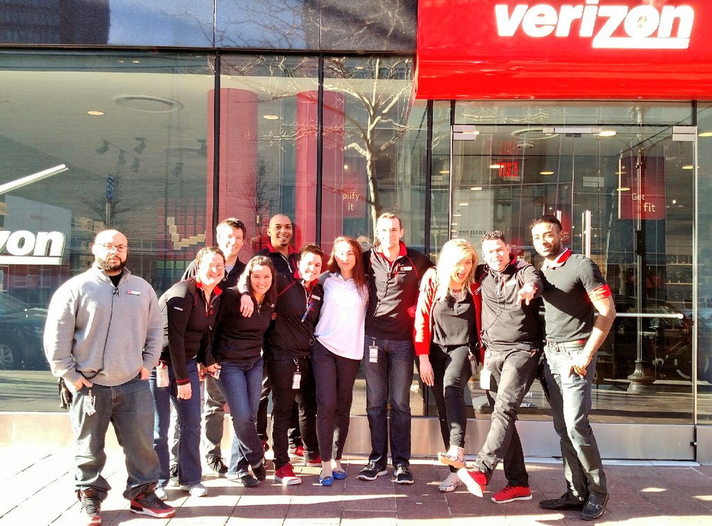 CTaylorVZW's tweet photo. #BetterMatters @andrewtesta @verizon #DestinationBoston https://t.co/VPPOlyuV9G