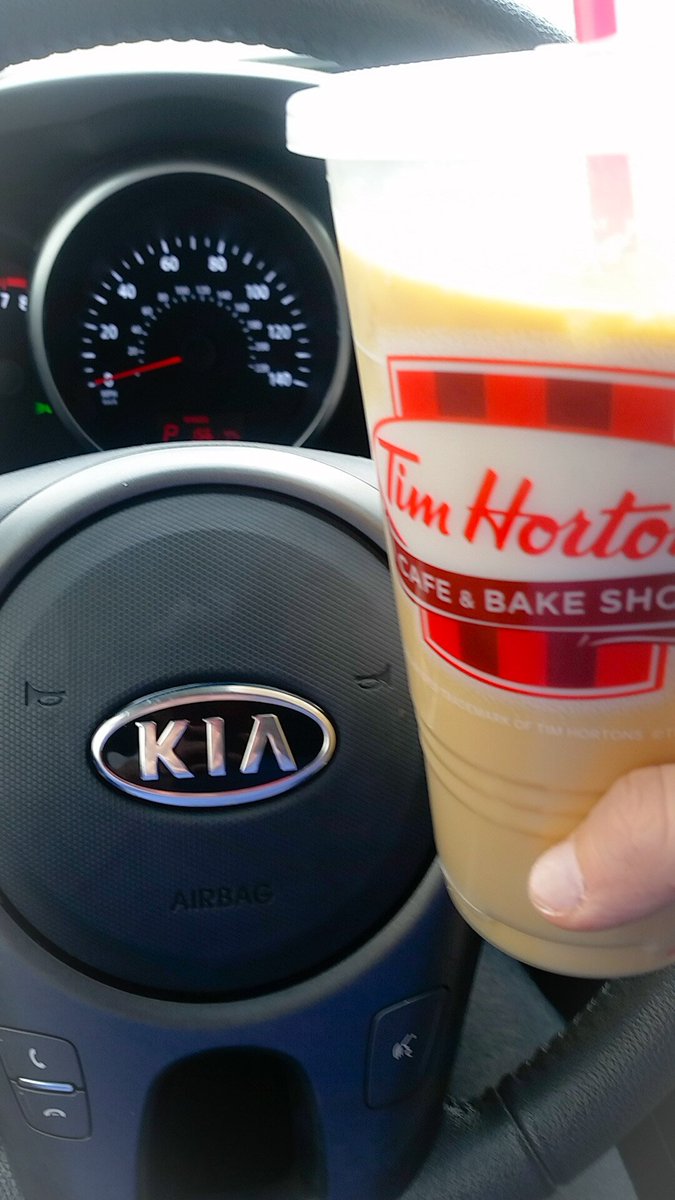 OnBrunette's tweet photo. When the car in front of you buys your coffee! #TimHortons #coffee #goodday https://t.co/2pfLHZPhHS