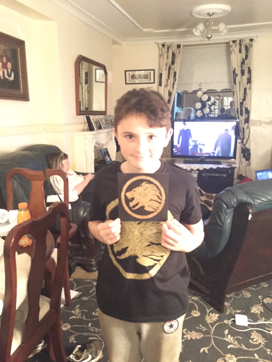 XuidJakeyBoy's tweet photo. @SyndicateOG @ProSyndicate My Limited edition T-Shirt came today so happy!🤑😜😍😀😉 #beast https://t.co/JiRKL2vDov
