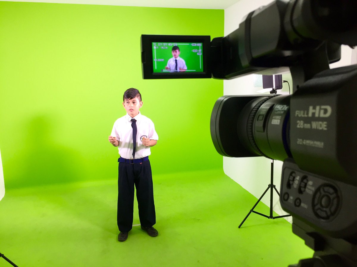 AlcaldiaRestrepo tweet media